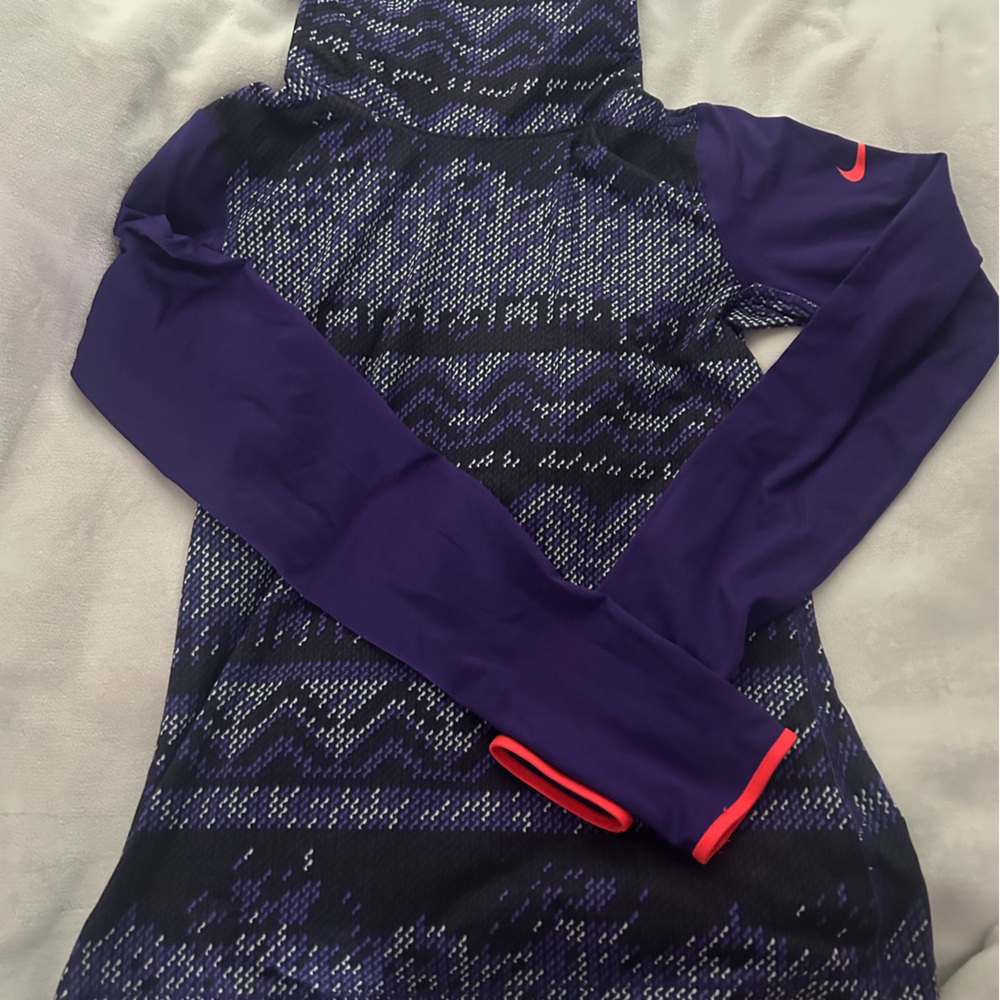 Nike Dri-Fit turtleneck